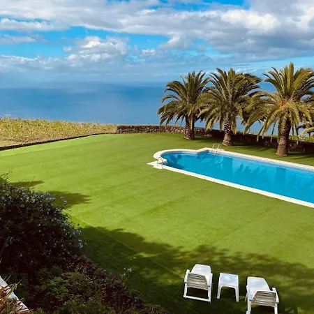 Hotel En Isla Con Piscina Privada! 3*